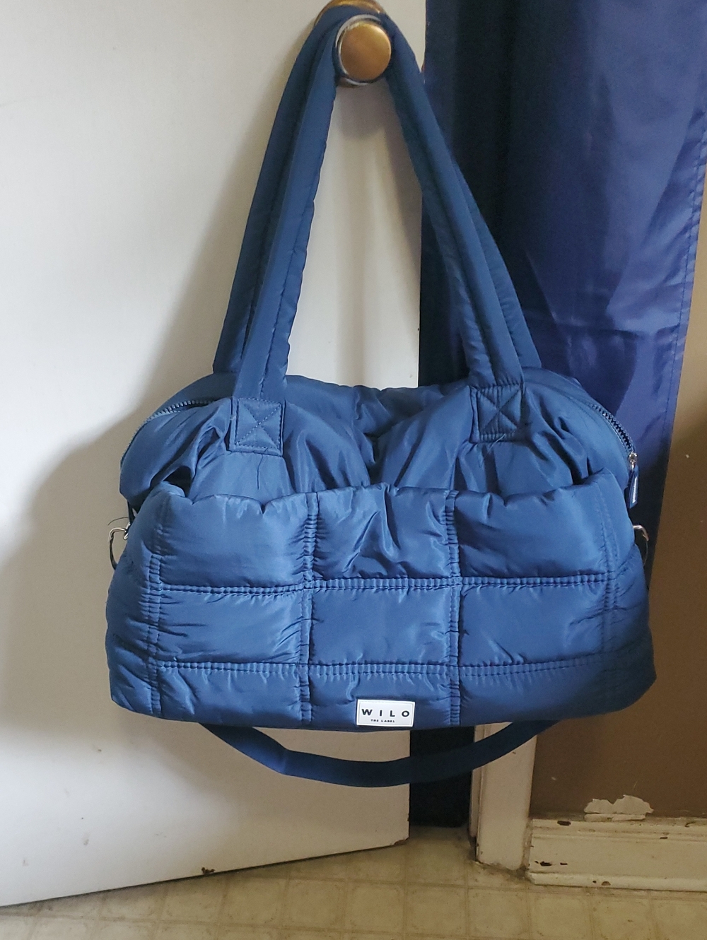 Wilo Quilted Puffer Tote Bag in Deep Blue